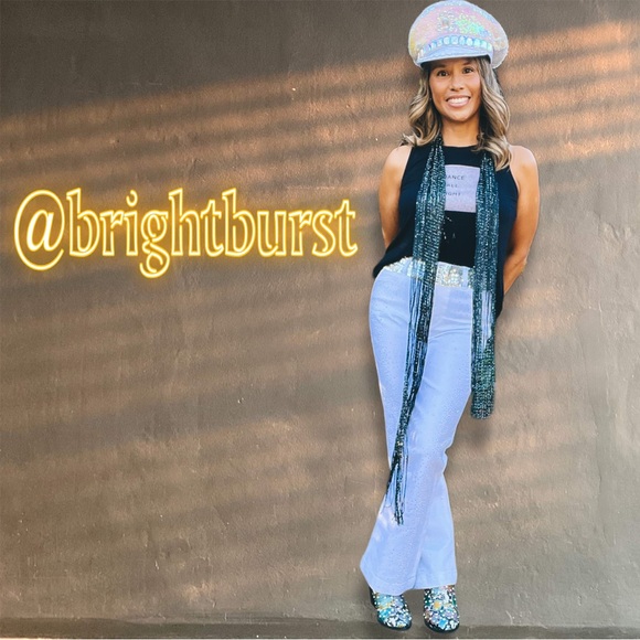 I’m LIVE - Picture 2 of 15